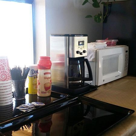 Westworld Country Inn Hubbard Esterno foto