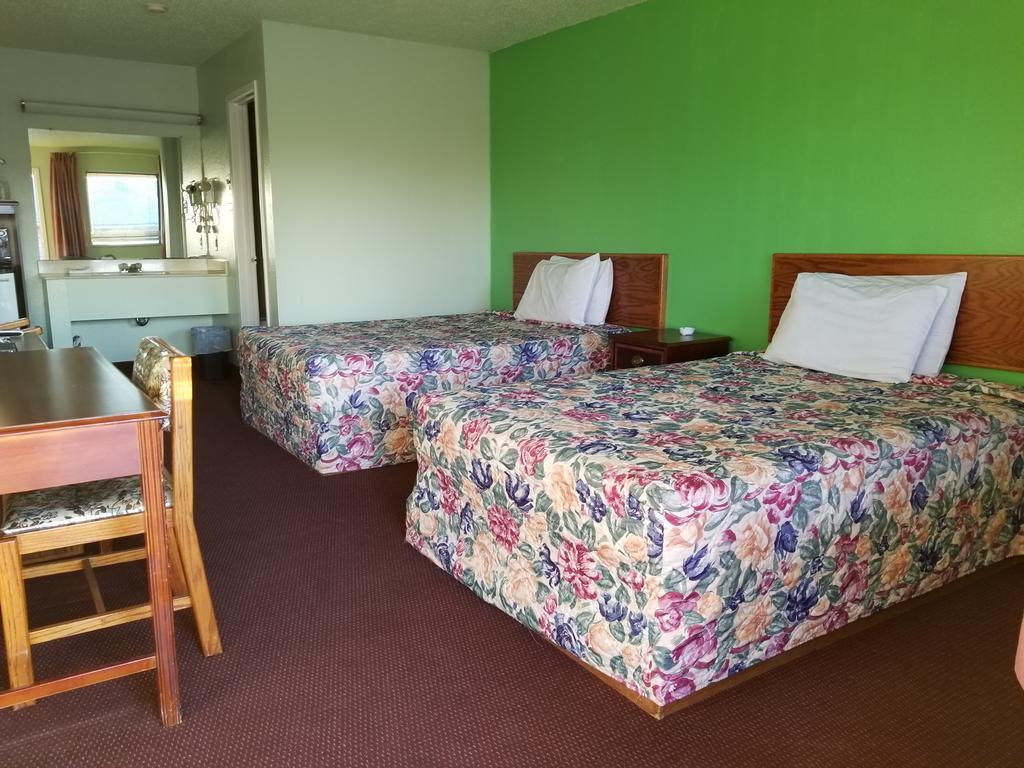 Westworld Country Inn Hubbard Esterno foto